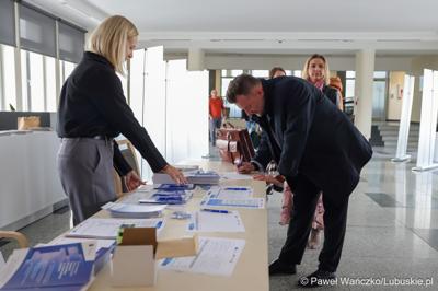 Spotkanie informacyjne pt. „Fundusze Europejskie oraz Krajowy Plan Odbudowy i Zwiększenia Odporności – aktualne nabory wniosków dla JST” w Urzędzie Marszałkowskim Województwa Lubuskiego w Zielonej Górze  