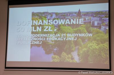 Prezentacja dot. podpisania umowy w  Urzędzie Miasta w Gorzowie Wielkopolskim na dofinansowania termomodernizacji budynków oraz zakup elektrycznych autobusów