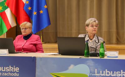 Wiceprzewodniczące Sejmiku Województwa Lubuskiego. Od lewej: Elżbieta Płonka oraz Anna Chinalska  