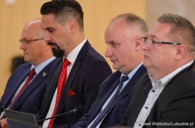 Uczestnicy IV zwyczajnej sesji Sejmiku Województwa Lubuskiego 