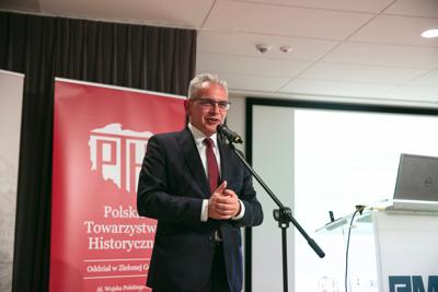 70-lecie Polskiego Towarzystwa Historycznego Oddział w Zielonej Górze oraz 40-lecie Instytutu Historii Uniwersytetu Zielonogórskiego! To spotkanie to hołd dla wszystkich, którzy przez dekady przyczyniali się do rozwoju badań historycznych w naszym regionie