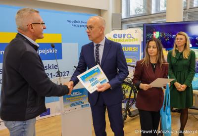 Uroczyste wręczenie nagród laureatom wyjątkowego konkursu terenowego EuroPoszukiwacze