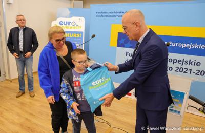 Uroczyste wręczenie nagród laureatom wyjątkowego konkursu terenowego EuroPoszukiwacze