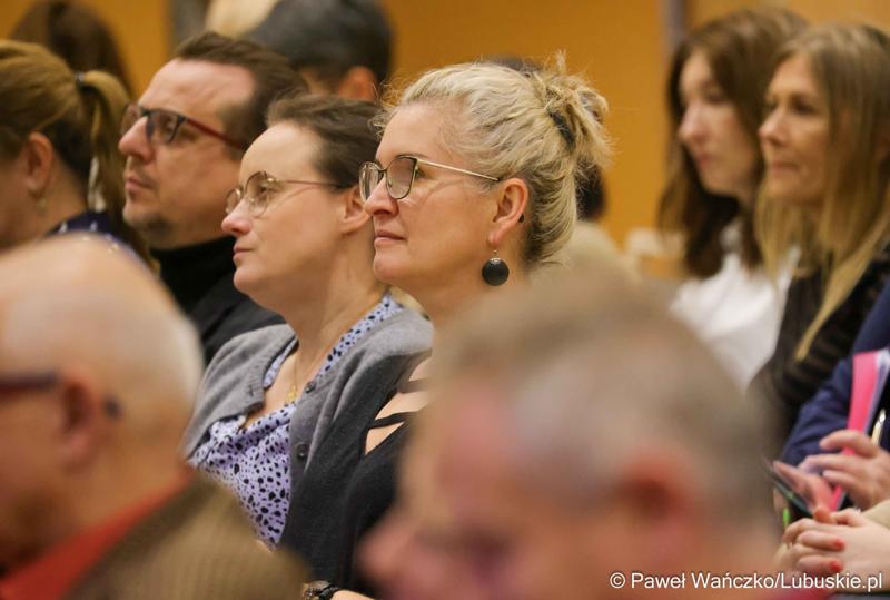 Uczestnicy szkolenia dla beneficjentów programu Interreg w Sali Kolumnowej Urzędu Marszałkowskiego Województwa Lubuskiego w Zielonej Górze