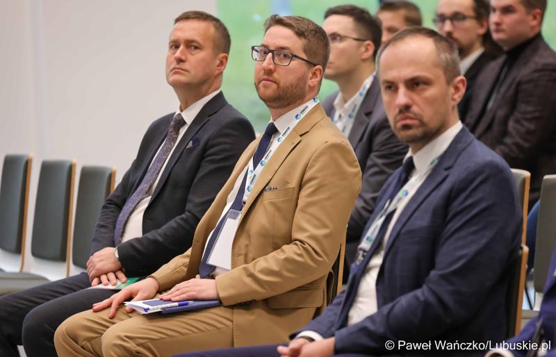 Uczestnicy Międzynarodowej Konferencji – Hydrogen Mixer 2024 w Parku Technologii Kosmicznych w Nowym Kisielinie