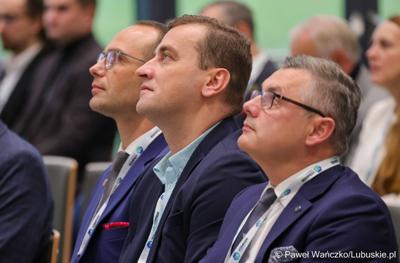 Uczestnicy Międzynarodowej Konferencji – Hydrogen Mixer 2024 w Parku Technologii Kosmicznych w Nowym Kisielinie 