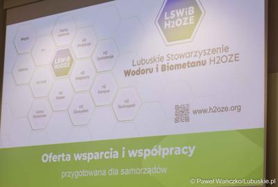 Uczestnicy Międzynarodowej Konferencji – Hydrogen Mixer 2024 w Parku Technologii Kosmicznych w Nowym Kisielinie 