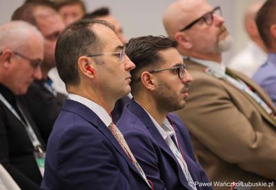 Uczestnicy Międzynarodowej Konferencji – Hydrogen Mixer 2024 w Parku Technologii Kosmicznych w Nowym Kisielinie 