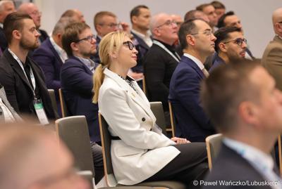 Uczestnicy Międzynarodowej Konferencji – Hydrogen Mixer 2024 w Parku Technologii Kosmicznych w Nowym Kisielinie 