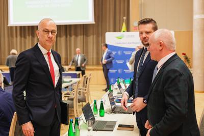 W poniedziałek, 25 listopada 2024 r.  w Sali Kolumnowej w urzędzie marszałkowskim w Zielonej Górze odbyła się V Sesja Sejmiku Województwa Lubuskiego. 