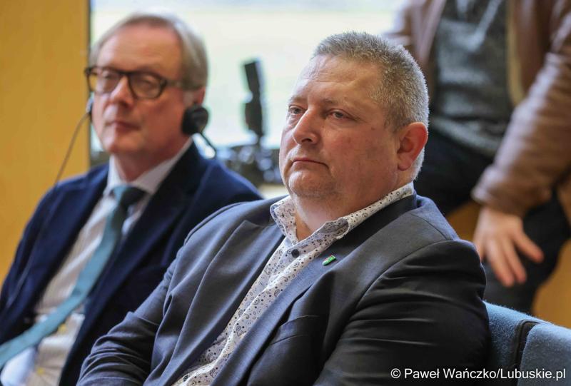 Uczestnicy konferencji nt. różnych aspektów obecności Polski w Unii Europejskiej, która odbyła się w Bibliotece Uniwersytetu Zielonogórskiego