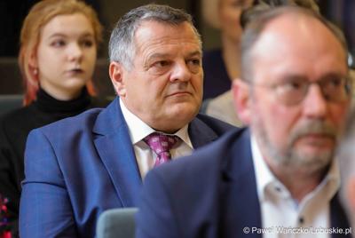 Uczestnicy konferencji nt. różnych aspektów obecności Polski w Unii Europejskiej, która odbyła się w Bibliotece Uniwersytetu Zielonogórskiego 