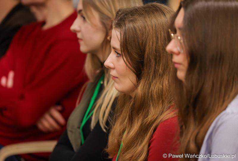 Uczestnicy międzynarodowej konferencji naukowej „Wyzwania psychiatrii dzieci i młodzieży w Europie” w Zielonej Górze