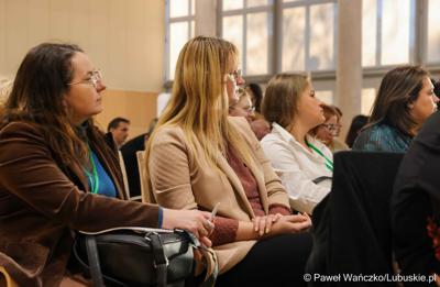 Uczestnicy międzynarodowej konferencji naukowej „Wyzwania psychiatrii dzieci i młodzieży w Europie” w Zielonej Górze