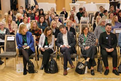 Uczestnicy międzynarodowej konferencji naukowej „Wyzwania psychiatrii dzieci i młodzieży w Europie” w Zielonej Górze