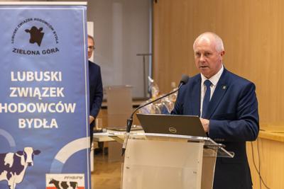 4 grudnia 2024 r. w urzędzie marszałkowskim w Zielonej Górze odbyła się uroczystość 30-lecia Lubuskiego Związku Hodowców Bydła. Jubileuszu pogratulował członek Zarządu Województwa Lubuskiego Zbigniew Kołodziej. 