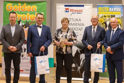 4 grudnia 2024 r. w urzędzie marszałkowskim w Zielonej Górze odbyła się uroczystość 30-lecia Lubuskiego Związku Hodowców Bydła. Jubileuszu pogratulował członek Zarządu Województwa Lubuskiego Zbigniew Kołodziej. 