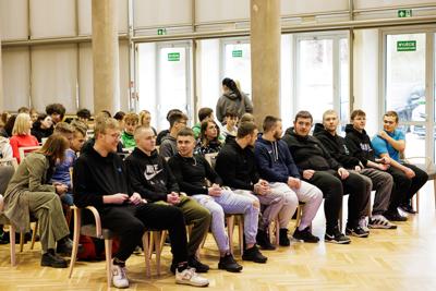 W związku ze Światowym Dniem AIDS 3 grudnia 2024 r. w Urzędzie Marszałkowskim odbyła się konferencja dla nauczycieli i uczniów szkół ponadpodstawowych z woj. lubuskiego. Poprowadziło ją Towarzystwo Rozwoju Rodziny w Zielonej Górze. 