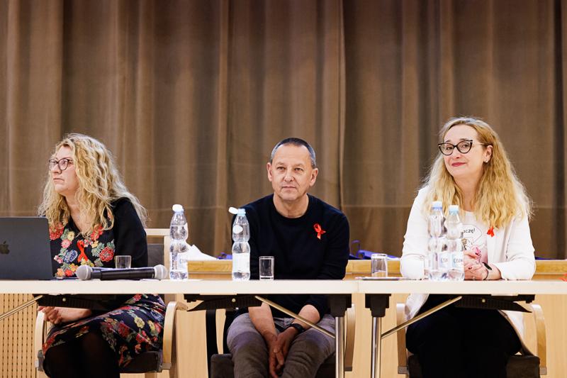 W związku ze Światowym Dniem AIDS 3 grudnia 2024 r. w Urzędzie Marszałkowskim odbyła się konferencja dla nauczycieli i uczniów szkół ponadpodstawowych z woj. lubuskiego. Poprowadziło ją Towarzystwo Rozwoju Rodziny w Zielonej Górze.