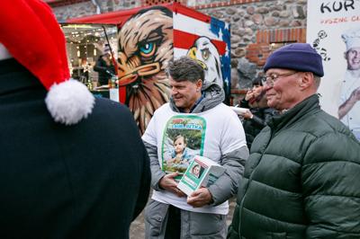 Odwiedzenie jarmarku „Idą Święta!” było nie tylko okazją do spędzenia wspólnego czasu w świątecznej atmsferze, ale również do zakupu wyjątkowych prezentów