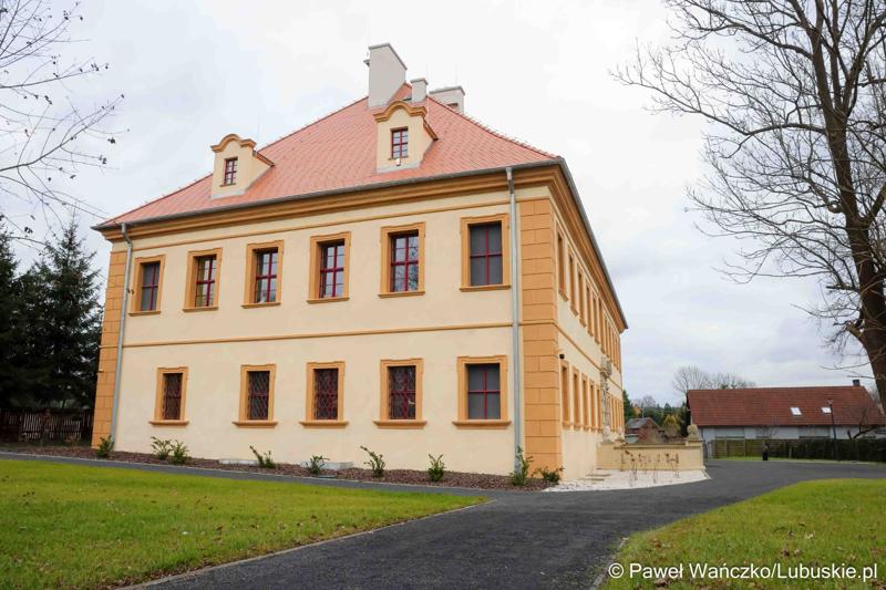 Dwór Ochla