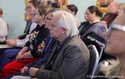 Uczestnicy polsko-niemieckiej konferencji pt. Łączy nas dziedzictwo, w Dworze Ochla 