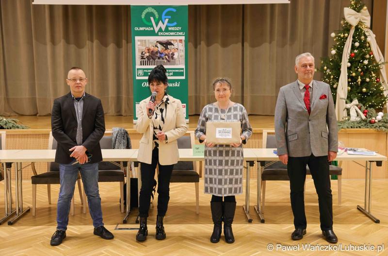 Jury okręgowego etapu Olimpiady Wiedzy Ekonomicznej w Zielonej Górze