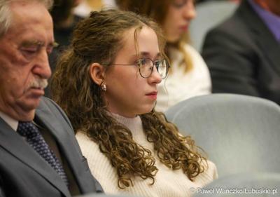 Kolejni zdolni młodzi Lubuszanie dołączyli do grona „Lubuskich Talentów”. W Filharmonii Zielonogórskiej odbyła się Uroczysta gala dla stypendystów z południa województwa. 