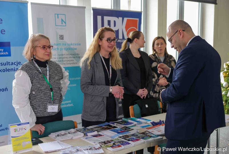 Gospodarcza inauguracja roku 2025 w Sali Kolumnowej Urzędu Marszałkowskiego Województwa Lubuskiego w Zielonej Górze