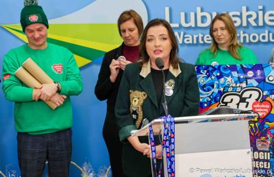 Uczestnicy konferencji prasowej dot. wsparcia, jakie Województwie Lubuskie udzieliło lubuskim sztabom 33. Finału Wielkiej Orkiestry Świątecznej Pomocy