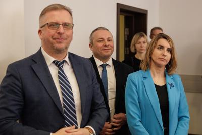 30 stycznia 2025 r. w Lubniewicach Zarząd Województwa Lubuskiego i parlamentarzyści rozmawiali z wiceministrem sportu i turystyki Ireneuszem Rasiem nt. założeń programu rozwoju infrastruktury sportowej