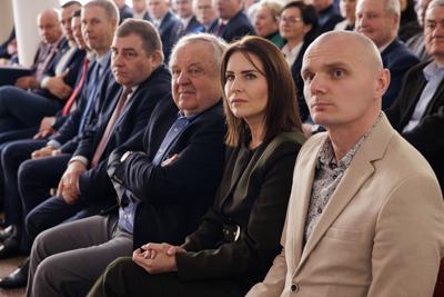 30 stycznia 2025 r. w Lubniewicach Zarząd Województwa Lubuskiego i parlamentarzyści rozmawiali z wiceministrem sportu i turystyki Ireneuszem Rasiem nt. założeń programu rozwoju infrastruktury sportowej