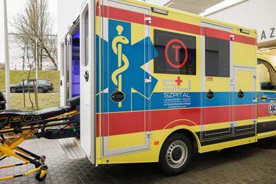 Szpital Uniwersytecki w Zielonej Górze ma nową karetkę pediatryczną. Przekazanie sprzętu zakupionego w ramach dotacji z budżetu Województwa Lubuskiego odbyło się w piątek, 31 stycznia 2025 r. 