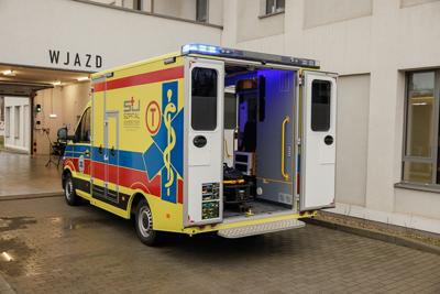Szpital Uniwersytecki w Zielonej Górze ma nową karetkę pediatryczną. Przekazanie sprzętu zakupionego w ramach dotacji z budżetu Województwa Lubuskiego odbyło się w piątek, 31 stycznia 2025 r. 