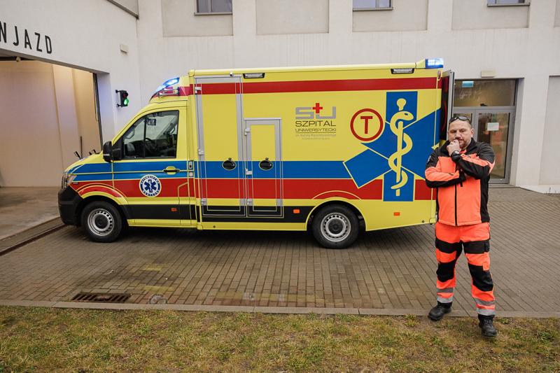 Szpital Uniwersytecki w Zielonej Górze ma nową karetkę pediatryczną. Przekazanie sprzętu zakupionego w ramach dotacji z budżetu Województwa Lubuskiego odbyło się w piątek, 31 stycznia 2025 r.