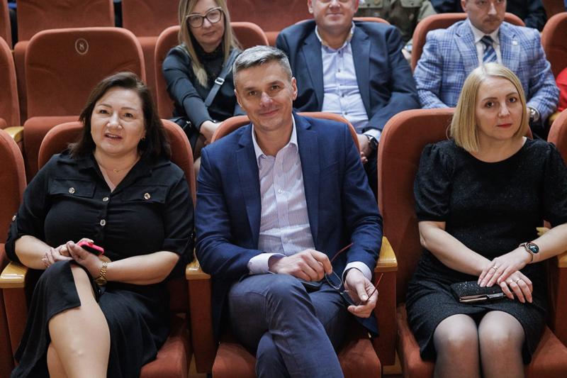 Burmistrz Sulechowa Wojciech Sołtys złożył mieszkańcom życzenia na 2025 rok, podsumował zadania zrealizowane w roku poprzednim i zaprezentował projekty na przyszłość