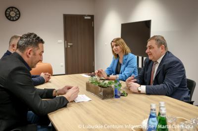 Spotkanie wicemarszałka Grzegorza Potęgi z przedstawicielami klubów sportowych  