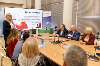 5 lutego w Sali Prasowej rozmawialiśmy o nowej inicjatywie – tworzeniu szlaków kulinarnych w naszym regionie. To szansa na promocję lokalnych smaków i tradycji, ale też impuls dla turystyki i rozwoju małych producentów.