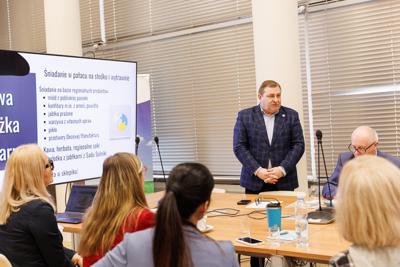 5 lutego w Sali Prasowej rozmawialiśmy o nowej inicjatywie – tworzeniu szlaków kulinarnych w naszym regionie. To szansa na promocję lokalnych smaków i tradycji, ale też impuls dla turystyki i rozwoju małych producentów.