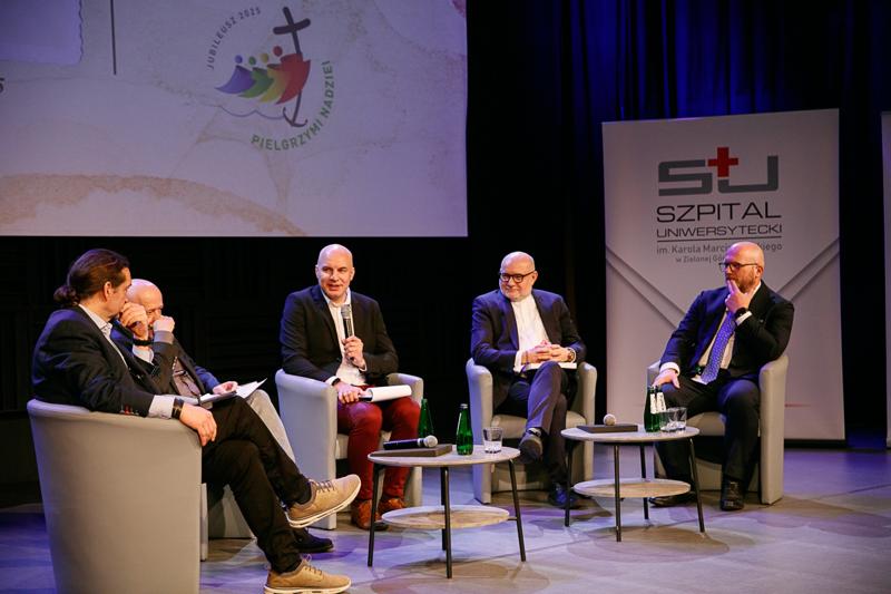 11 lutego br. w Regionalnym Centrum Animacji Kultury w Zielonej Górze odbyło się spotkanie z ekspertami z okazji Światowego Dnia Chorego. Współorganizatorem wydarzenia był Urząd Marszałkowski Województwa Lubuskiego.