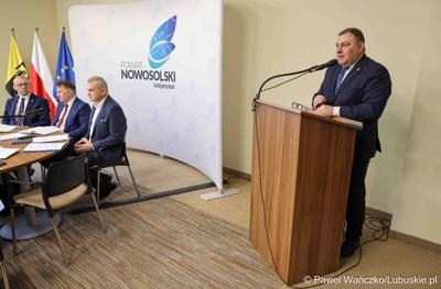 Wicemarszałek Województwa Lubuskiego Grzegorz Potęga przemawia na Konwencie Starostów Województwa Lubuskiego w Nowej Soli