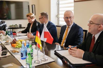 Spotkanie marszałka Marcina Jabłońskiego oraz wojewody lubuskiego Marka Cebuli z premierem Brandenburgii drem Dietmarem Woidke 