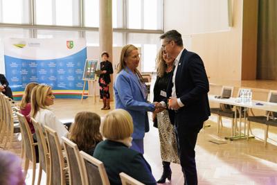      LUBUSKIE OBCHODY OGÓLNOPOLSKIEGO DNIA TRANSPLANTACJI 

26 stycznia obchodzimy ogólnopolski dzień transplantacji, ustanowiony z okazji pierwszego udanego przeszczepu nerki w 1966 roku w I Klinice Chirurgicznej Akademii Medycznej w Warszawie. Lubuskie obchody zostały przeniesione na 19 lutego br. z uwagi na okres ferii zimowych
