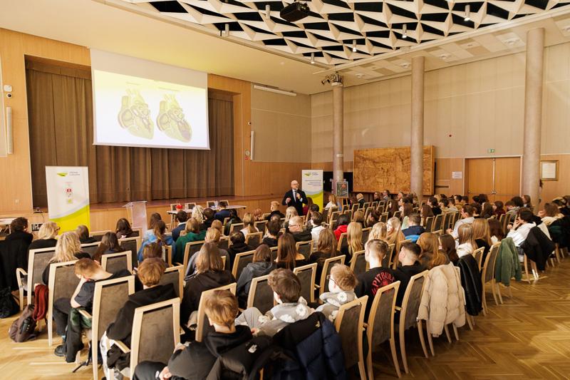 LUBUSKIE OBCHODY OGÓLNOPOLSKIEGO DNIA TRANSPLANTACJI 

26 stycznia obchodzimy ogólnopolski dzień transplantacji, ustanowiony z okazji pierwszego udanego przeszczepu nerki w 1966 roku w I Klinice Chirurgicznej Akademii Medycznej w Warszawie. Lubuskie obchody zostały przeniesione na 19 lutego br. z uwagi na okres ferii zimowych