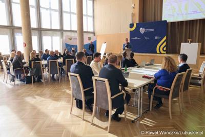Regionalny panel ekspercki, w Urzędzie Marszałkowskim w Zielonej Górze, dot. projektu Zintegrowana Sieć Kolejowa