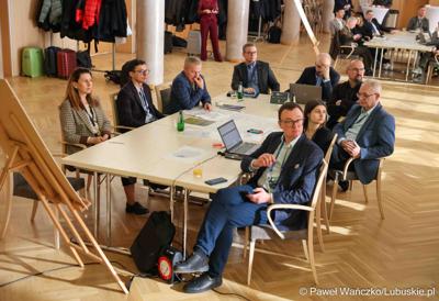 Regionalny panel ekspercki, w Urzędzie Marszałkowskim w Zielonej Górze, dot. projektu Zintegrowana Sieć Kolejowa