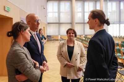 Uczestnicy Lubuskiego Forum Polityki Społecznej w Zielonej Górze