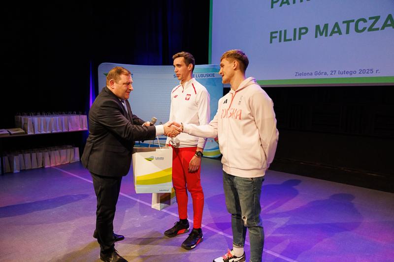 Uroczystość wręczenia stypendiów sportowych Marszałka Województwa Lubuskiego oraz podsumowania współzawodnictwa sportowego za 2024 r.