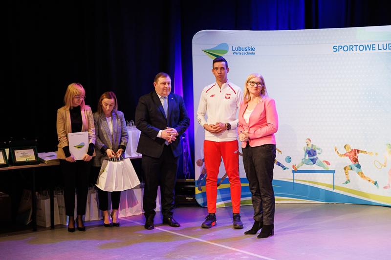 Uroczystość wręczenia stypendiów sportowych Marszałka Województwa Lubuskiego oraz podsumowania współzawodnictwa sportowego za 2024 r.