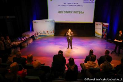 Uroczystość wręczenia stypendiów sportowych Marszałka Województwa Lubuskiego oraz podsumowania współzawodnictwa sportowego za 2024 r.